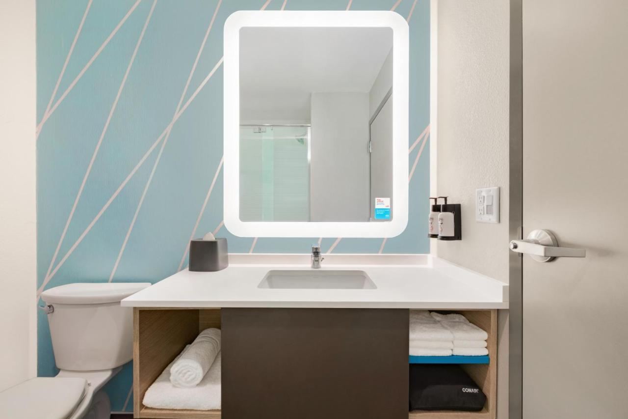 Avid Hotel - Toronto - Vaughan Southwest By Ihg Zewnętrze zdjęcie